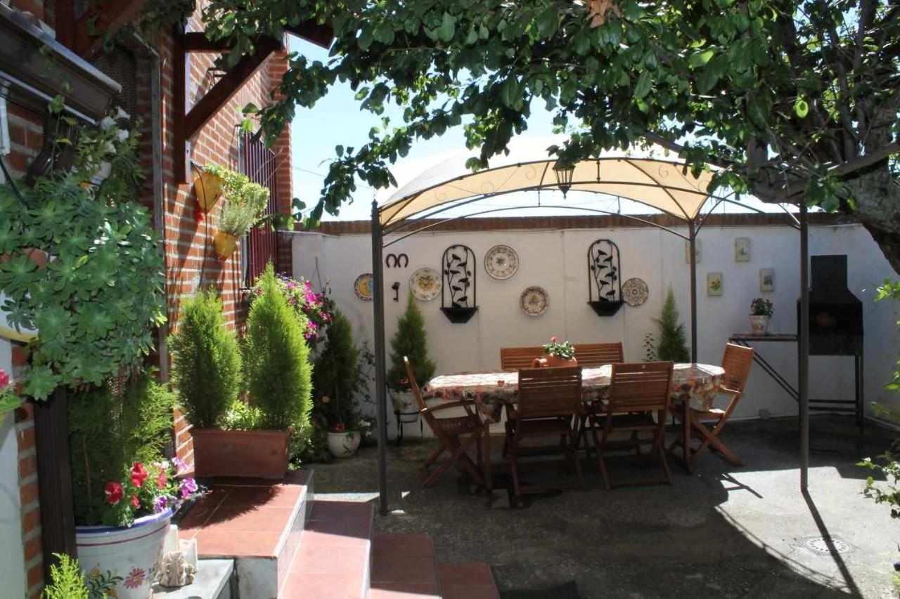 Alojamiento La Olmedana Olmedo Luaran gambar